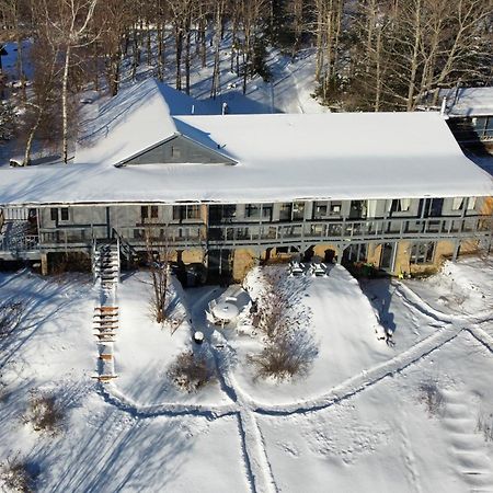 Le Lodge Du Lac Saint-Faustin Екстериор снимка