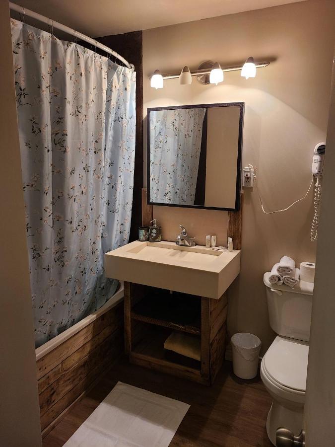 Le Lodge Du Lac Saint-Faustin Екстериор снимка