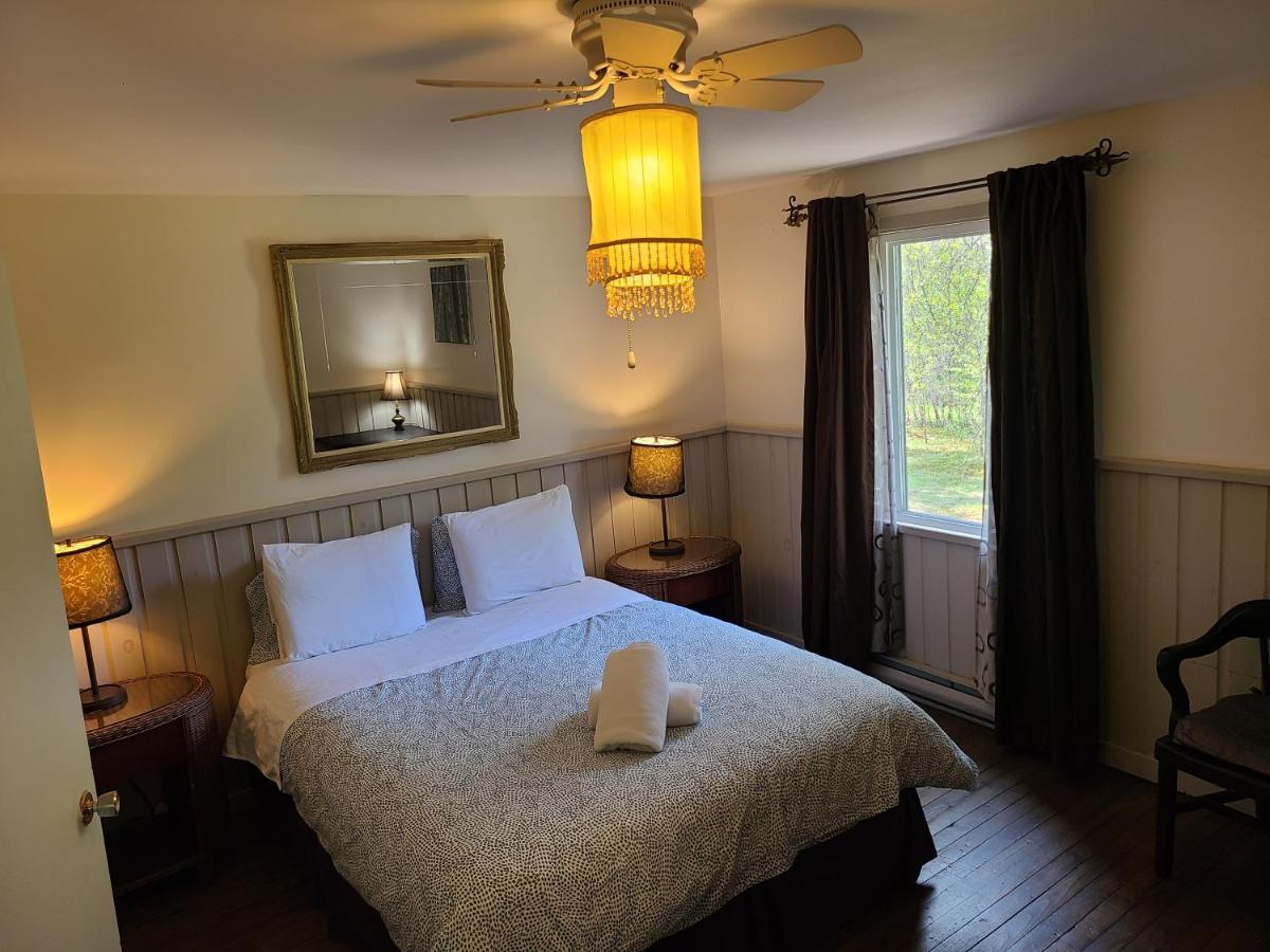 Le Lodge Du Lac Saint-Faustin Екстериор снимка